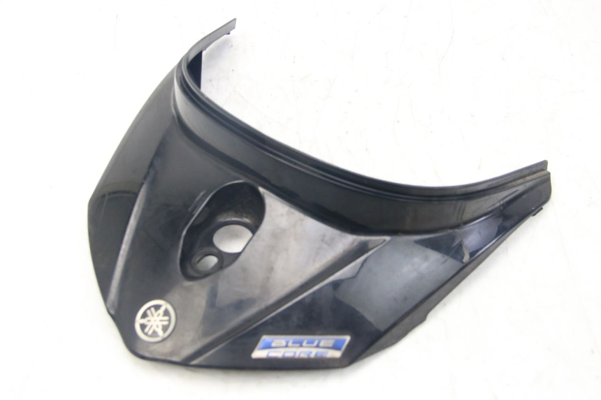 photo de JUNÇÃO DO CARENAGEM TRASEIRO SUPERIOR YAMAHA D'ELIGHT DELIGHT 125 (2017 - 2020) - Detalhe da peça