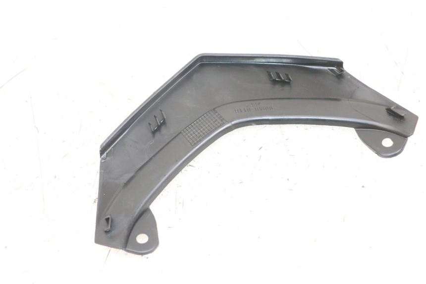 photo de JUNÇÃO DO CARENAGEM TRASEIRO SUPERIOR KAWASAKI ER-6 ER6 N 650 (2012 - 2016) - Detalhe da peça