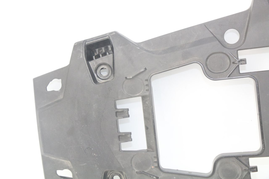 photo de JUNÇÃO DO CARENAGEM TRASEIRO SUPERIOR BMW F GS K81 850 (2018 - 2023) - Peça verificada