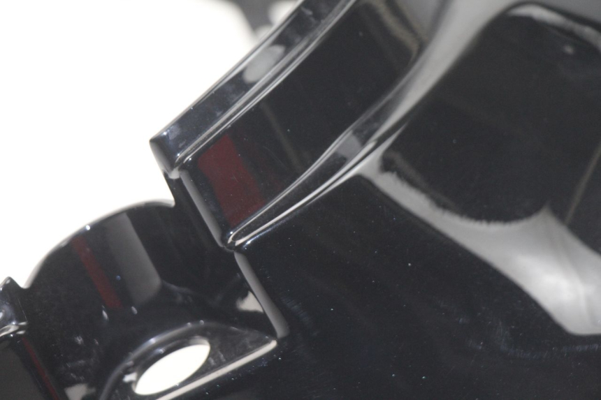 photo de JUNÇÃO DO CARENAGEM TRASEIRO SUPERIOR SYM FIDDLE 3 III 125 (2014 - 2020) - Pontos de fixação
