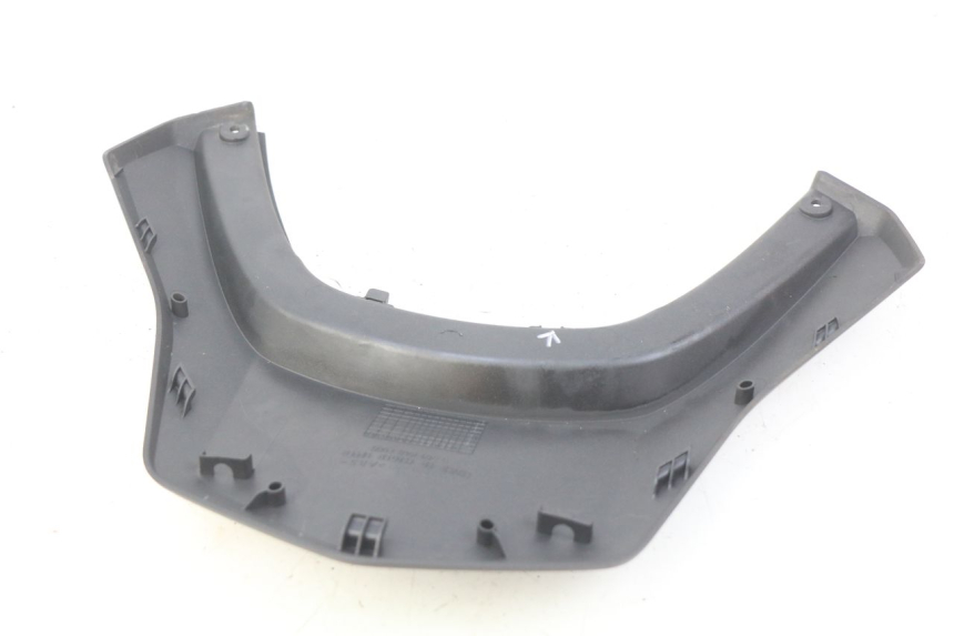 photo de JUNÇÃO DO CARENAGEM TRASEIRO SUPERIOR HONDA FORZA 125 (2015 - 2016) - Detalhe da peça