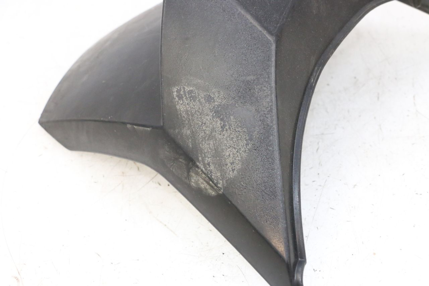 photo de JUNÇÃO DO CARENAGEM TRASEIRO SUPERIOR JM MOTORS GTS 125 (2015 - 2019) - Pontos de fixação