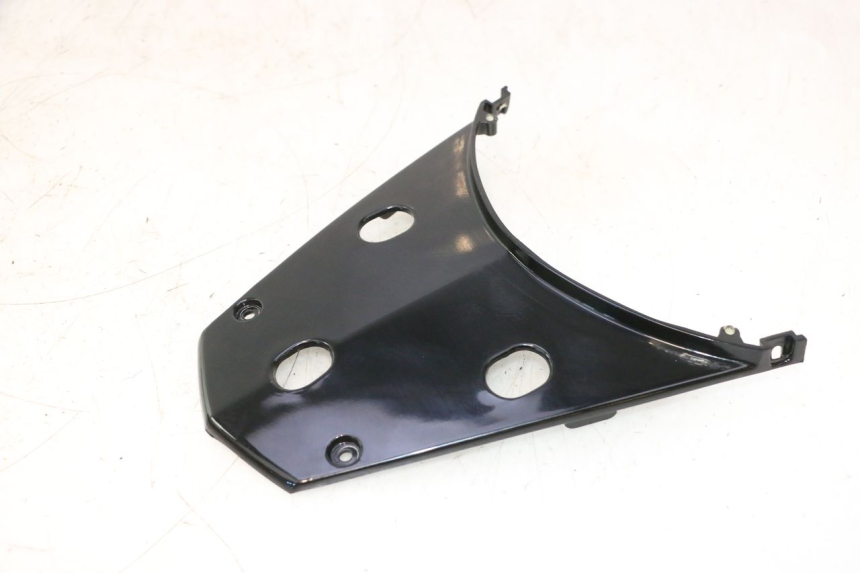 photo de JUNÇÃO DE CARROÇARIA TRASEIRA SUPERIOR RIDE JUMP 2T 50 (2012 - 2017) - Pontos de fixação