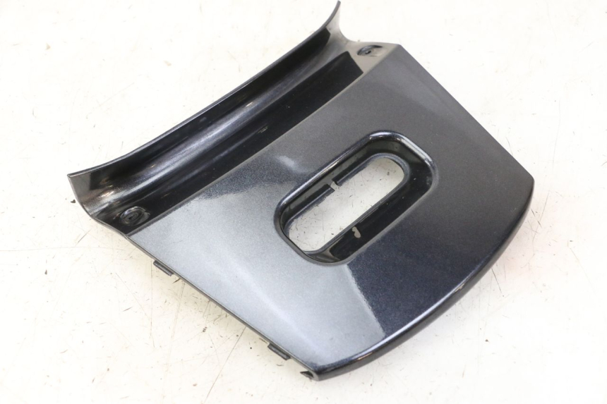 photo de JUNÇÃO DO CARENAGEM TRASEIRO SUPERIOR KYMCO XCITING 500 (2007 - 2010) - Vista principal