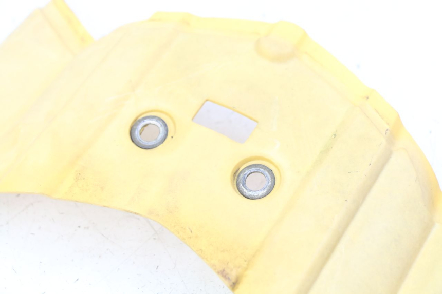 photo de JUNÇÃO DO CARENAGEM TRASEIRO SUPERIOR PEUGEOT LUDIX 50 (2005 - 2007) - Zoom do estado de desgaste