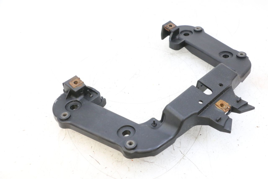 photo de JUNÇÃO DO CARENAGEM TRASEIRO SUPERIOR YAMAHA NEOS NEO'S 4T 50 (2008 - 2016) - Ampliação técnica