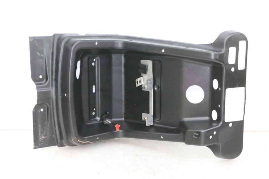 photo de JUNÇÃO DO CARENAGEM TRASEIRO SUPERIOR LIGIER PULSE 3 1 (2014 - 2020) - Vista principal