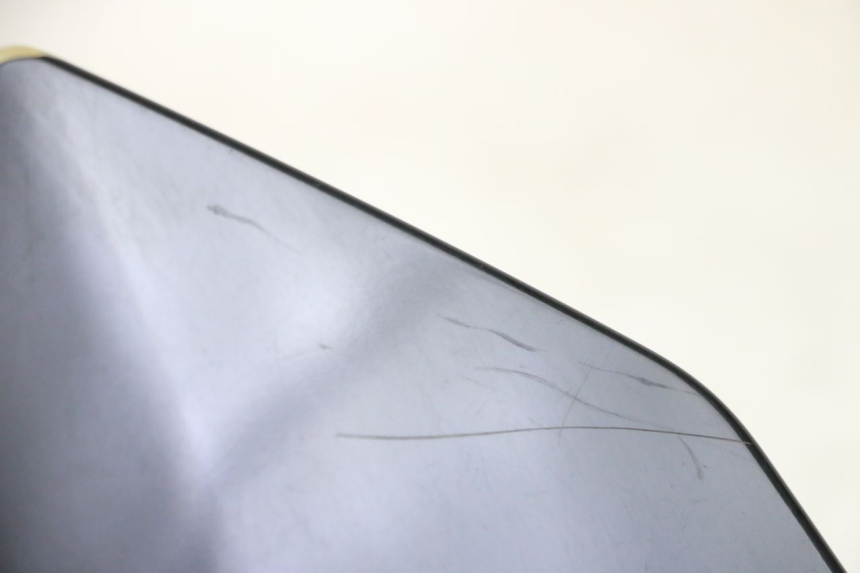 photo de JUNÇÃO DO CARENAGEM TRASEIRO SUPERIOR SYM ORBIT III 3 4T 50 (2018 - 2021) - Ampliação técnica