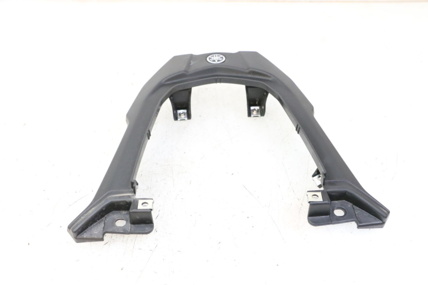 photo de JUNÇÃO DO CARENAGEM TRASEIRO SUPERIOR YAMAHA TRACER 7 700 (2020 - 2024) - Ampliação técnica