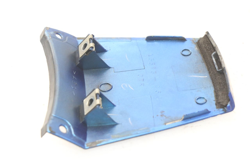 photo de JUNÇÃO DO CARENAGEM TRASEIRO SUZUKI SV S ABS 650 (2003 - 2009) - Detalhe da peça