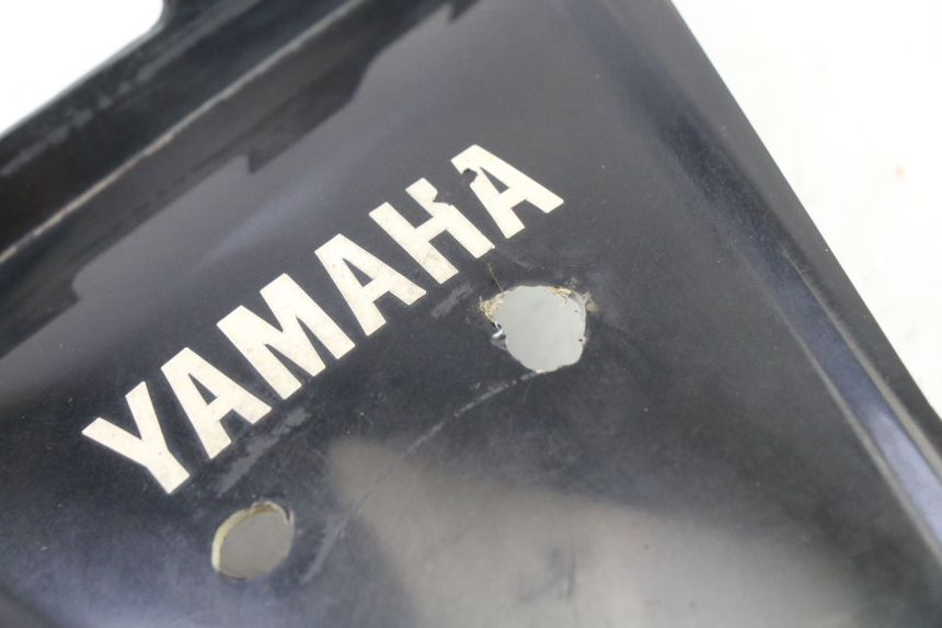 photo de JUNÇÃO DO CARENAGEM TRASEIRO YAMAHA XMAX X-MAX 125 (2006 - 2009) - Zoom do estado de desgaste