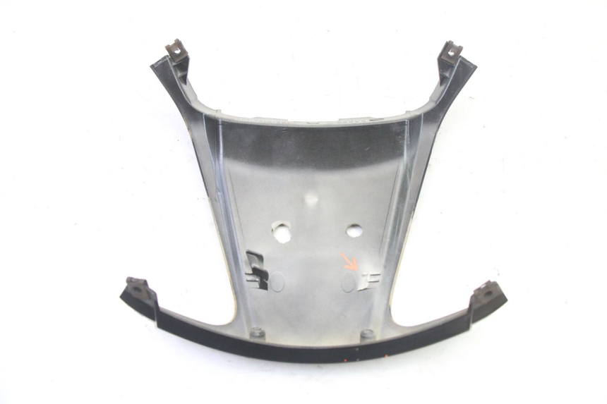 photo de JUNÇÃO DO CARENAGEM TRASEIRO YAMAHA XMAX X-MAX 125 (2006 - 2009) - Pontos de fixação
