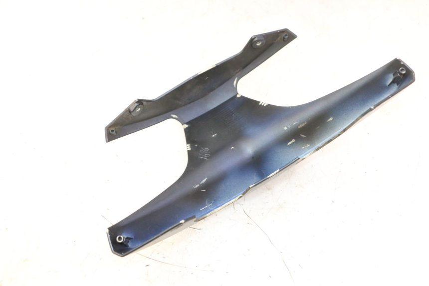 photo de JUNÇÃO DO CARENAGEM TRASEIRO YAMAHA X-MAX XMAX 125 (2010 - 2013) - Detalhe da peça