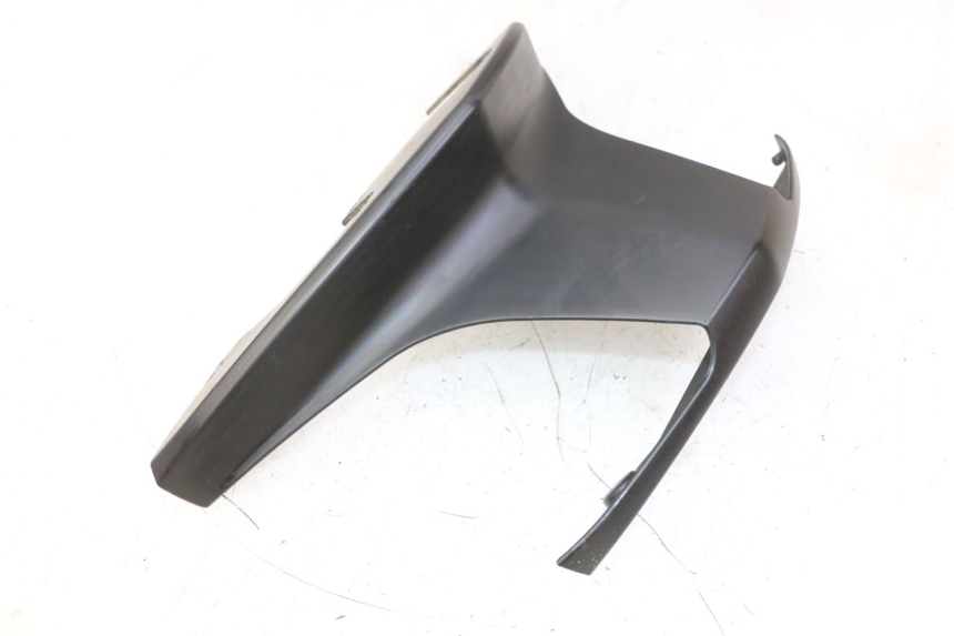 photo de JUNÇÃO DO CARENAGEM TRASEIRO YAMAHA X-MAX XMAX 125 (2010 - 2013) - Ampliação técnica