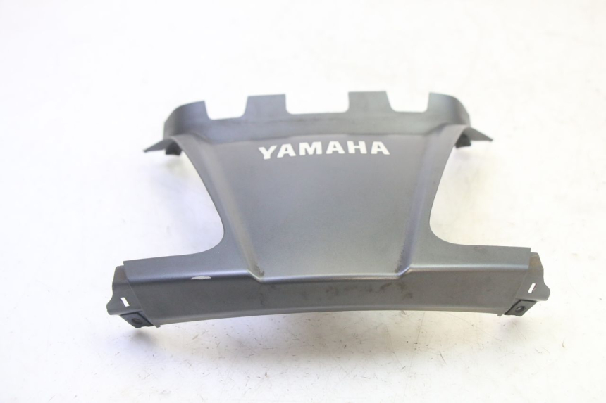 photo de JUNÇÃO DO CARENAGEM TRASEIRO YAMAHA X-MAX XMAX 250 (2006 - 2009) - Detalhe da peça