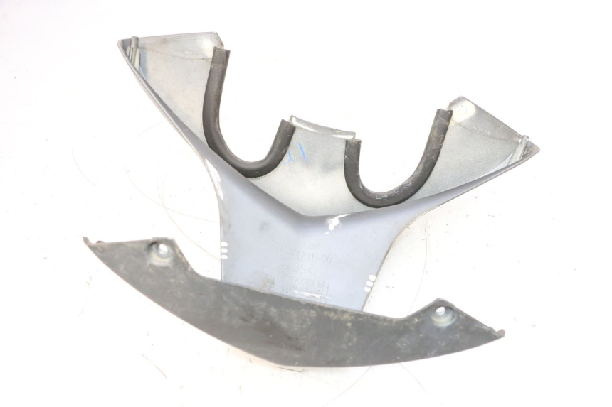 photo de JUNÇÃO DO CARENAGEM TRASEIRO YAMAHA X-MAX XMAX 125 (2010 - 2013) - Ampliação técnica