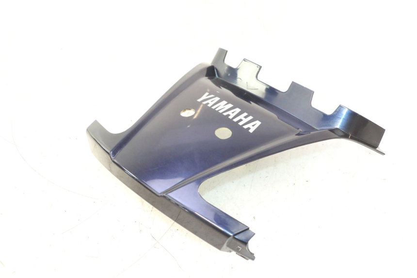photo de JUNÇÃO DO CARENAGEM TRASEIRO YAMAHA XMAX X-MAX 125 (2006 - 2009) - Estado da superfície