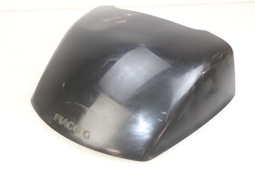 photo de JUNÇÃO DO CARENAGEM TRASEIRO PIAGGIO X8 125 (2004 - 2007) - Vista principal