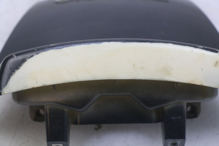 photo de JUNÇÃO DO CARENAGEM TRASEIRO PIAGGIO X9 125 (2000 - 2003) - Ampliação técnica