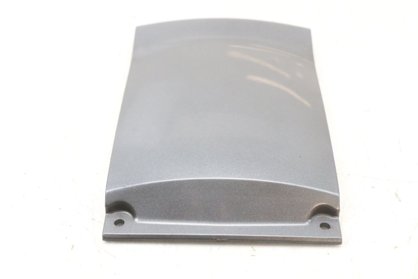 photo de JUNÇÃO DO CARENAGEM TRASEIRO YAMAHA XJ600 XJ DIVERSION 600 (1992 - 1997) - Zoom do estado de desgaste