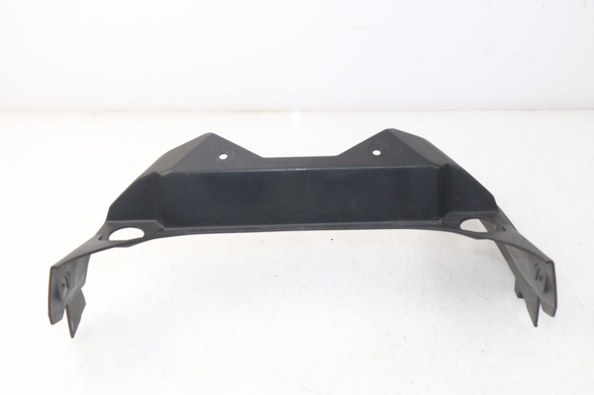 photo de JUNÇÃO DO CARENAGEM TRASEIRO YAMAHA XP T-MAX TMAX ABS 500 (2004 - 2007) - Outro ângulo de visão