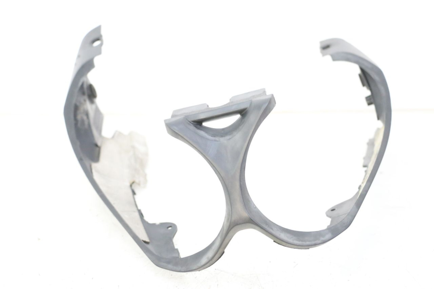 photo de JUNÇÃO DO CARENAGEM TRASEIRO YAMAHA FZ6 FAZER S2 600 (2007 - 2011) - Zoom do estado de desgaste