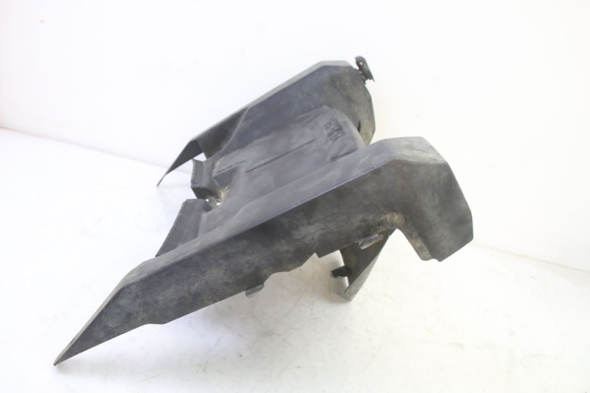 photo de JUNÇÃO DO CARENAGEM TRASEIRO YAMAHA YFM GRIZZLY 550 (2008 - 2015) - Estado da superfície