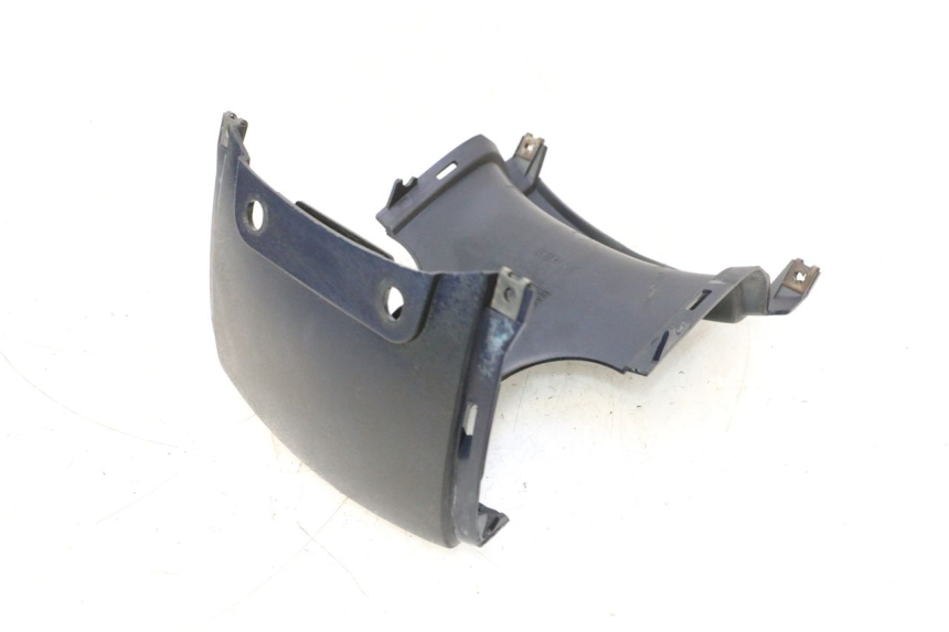 photo de JUNÇÃO DO CARENAGEM TRASEIRO YAMAHA YP MAJESTY 125 (2002 - 2006) - Outro ângulo de visão