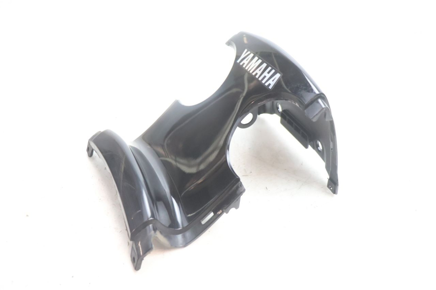 photo de JUNÇÃO DO CARENAGEM TRASEIRO YAMAHA YP MAJESTY 125 (2002 - 2006) - Detalhe da peça