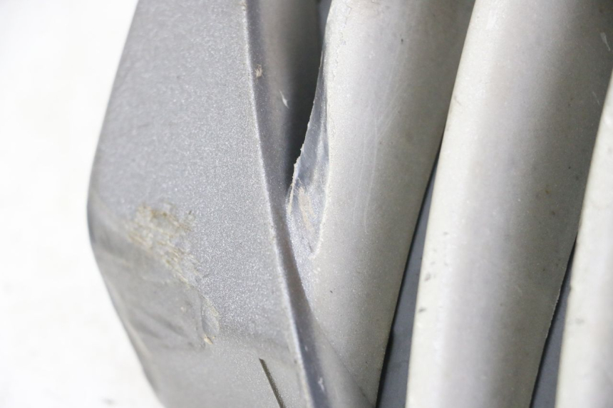 photo de JUNÇÃO DO CARENAGEM DIANTEIRO PEUGEOT ELYSTAR 50 (2002 - 2014) - Estado da superfície