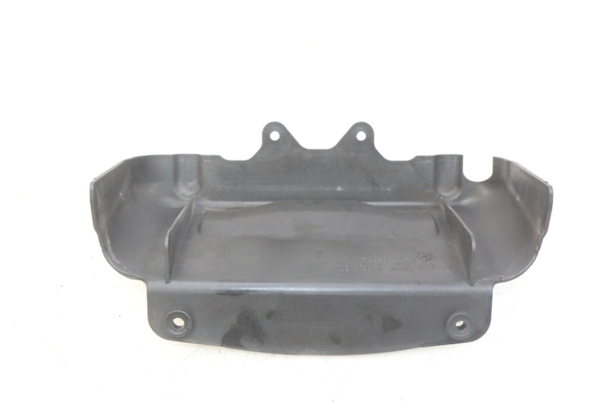photo de JUNÇÃO CARENAGEM DIANTEIRA INFERIOR BMW C1 125 (2000 - 2003) - Zoom do estado de desgaste