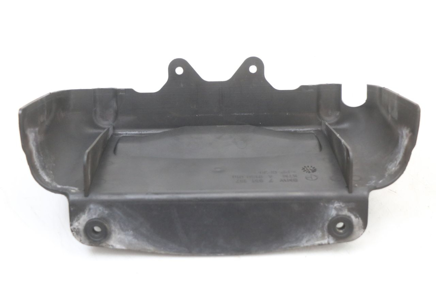 photo de JUNÇÃO CARENAGEM DIANTEIRA INFERIOR BMW C1 125 (2000 - 2003) - Outro ângulo de visão