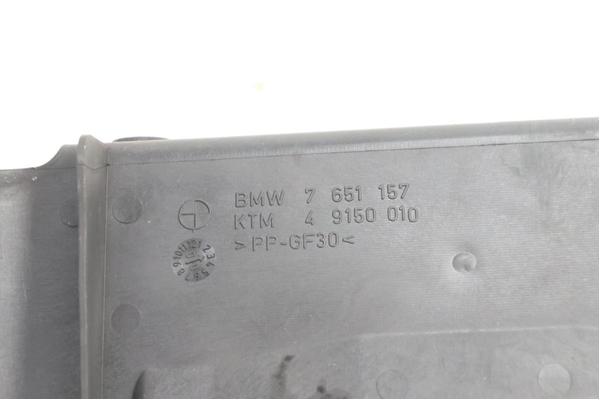 photo de JUNÇÃO CARENAGEM DIANTEIRA INFERIOR BMW C1 125 (2000 - 2003) - Pontos de fixação
