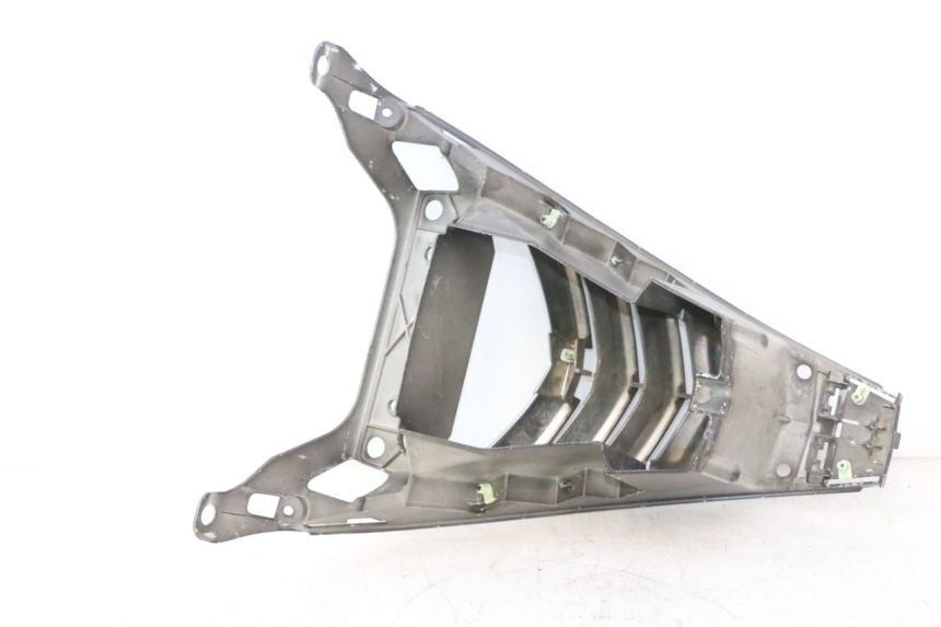photo de JUNÇÃO CARENAGEM DIANTEIRA INFERIOR PEUGEOT CITYSTAR 125 (2011 - 2017) - Ampliação técnica