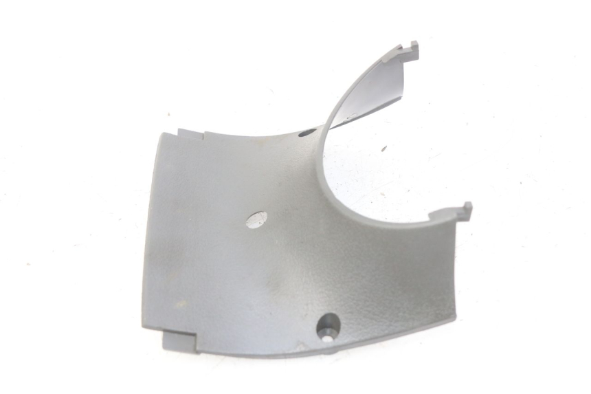 photo de JUNÇÃO CARENAGEM DIANTEIRA INFERIOR SUZUKI CP 80 (1985 - 1996) - Vista principal