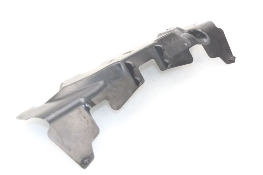 photo de JUNÇÃO DO CARENAGEM DIANTEIRO INFERIOR SUZUKI GSX-R GSXR K16 1000 (2012 - 2016) - Zoom do estado de desgaste