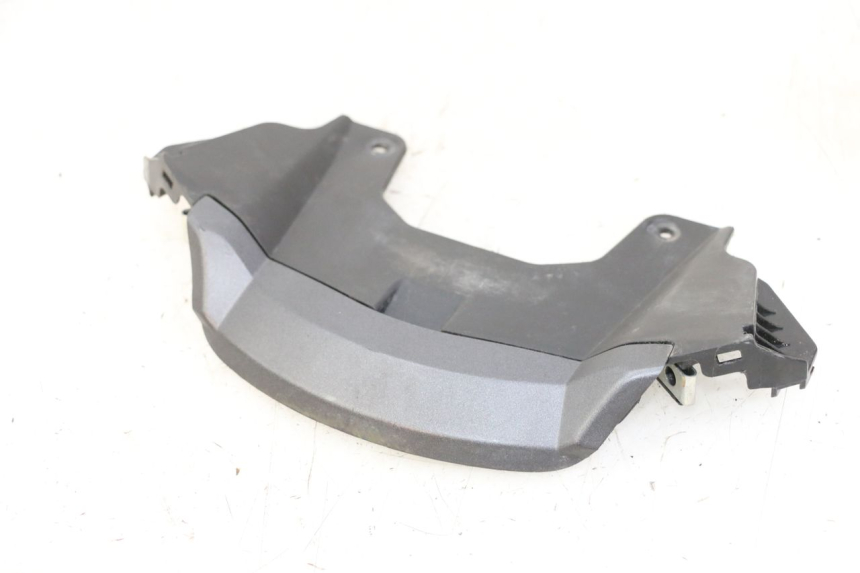 photo de JUNÇÃO CARENAGEM DIANTEIRA INFERIOR HONDA PCX (JF57/JF64) 125 (2014 - 2018) - Vista principal