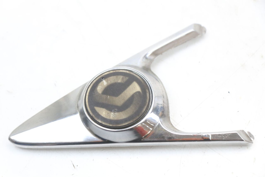 photo de JUNÇÃO DO CARENAGEM DIANTEIRO INFERIOR SYM JOYRIDE EVO 125 (2009 - 2016) - Detalhe da peça