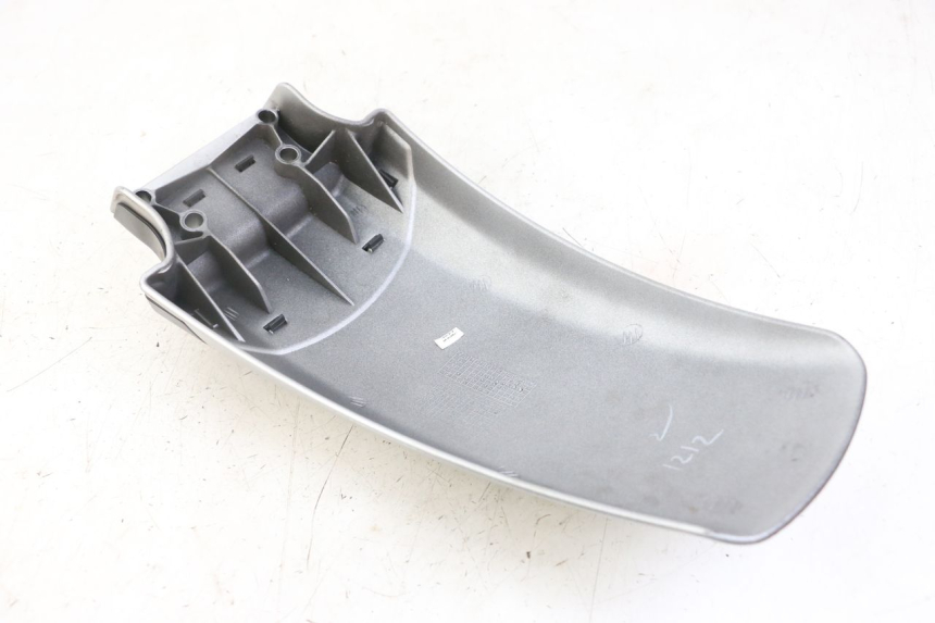 photo de JUNÇÃO CARENAGEM DIANTEIRA INFERIOR ROYAL ENFIELD HYMALAYAN 410 (2016 - 2023) - Detalhe da peça