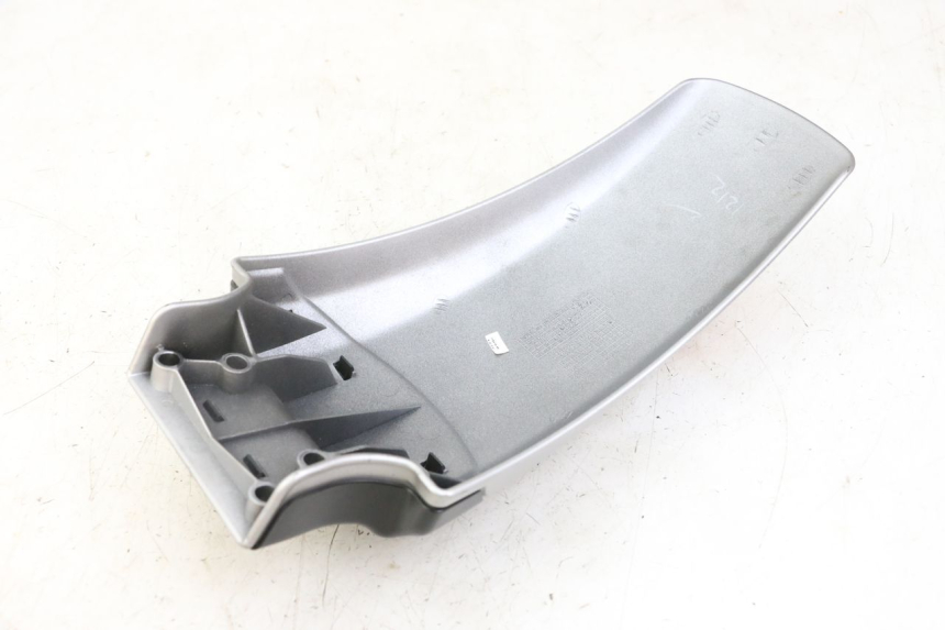 photo de JUNÇÃO CARENAGEM DIANTEIRA INFERIOR ROYAL ENFIELD HYMALAYAN 410 (2016 - 2023) - Zoom do estado de desgaste