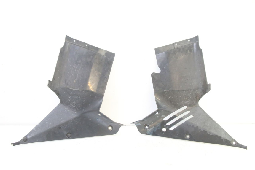 photo de JUNÇÃO CARENAGEM DIANTEIRA INFERIOR HONDA ST PAN EUROPEAN 1300 (2002 - 2013) - Vista principal