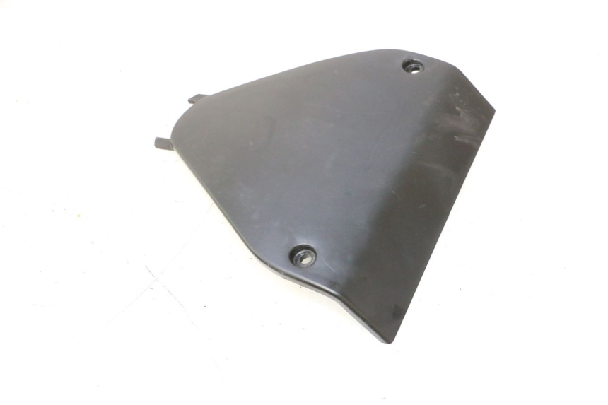 photo de JUNÇÃO INFERIOR DA CARENAGEM DIANTEIRA HONDA ST PAN EUROPEAN 1100 (1990 - 2002) - Ampliação técnica