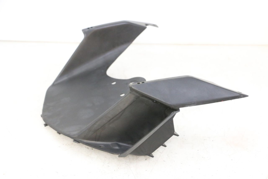 photo de JUNÇÃO CARENAGEM DIANTEIRA INFERIOR SUZUKI SV S 650 (2003 - 2009) - Zoom do estado de desgaste
