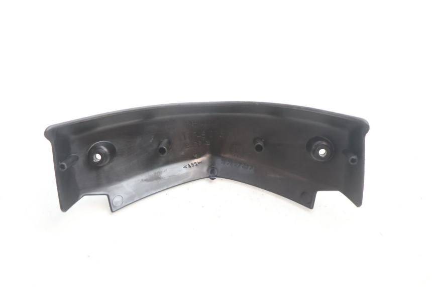 photo de JUNÇÃO CARENAGEM DIANTEIRA INFERIOR PEUGEOT TKR TREKKER FURIOUS 50 (2005 - 2014) - Outro ângulo de visão