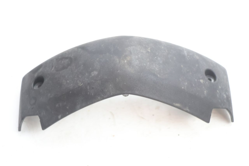 photo de JUNÇÃO CARENAGEM DIANTEIRA INFERIOR PEUGEOT TKR TREKKER FURIOUS 50 (2005 - 2014) - Zoom do estado de desgaste