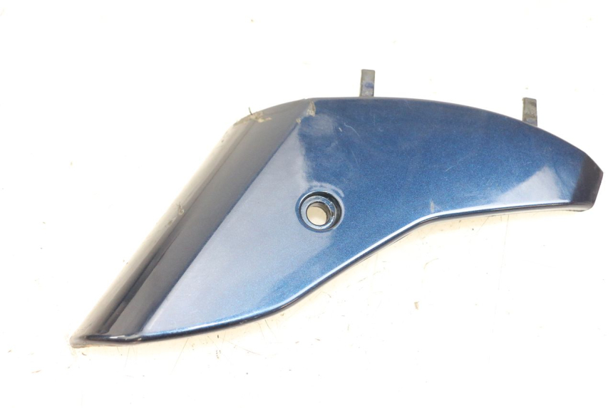 photo de JUNÇÃO CARENAGEM DIANTEIRA INFERIOR PIAGGIO VESPA LX 125 (2005 - 2010) - Vista principal