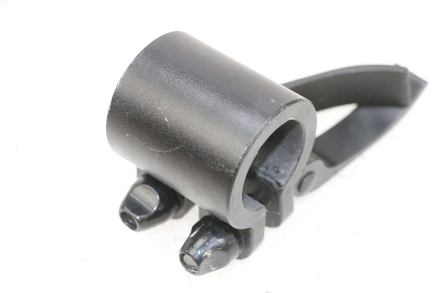 photo de JUNÇÃO CARENAGEM DIANTEIRA INFERIOR DUALTRON VICTOR LIMITED 1 - Zoom do estado de desgaste