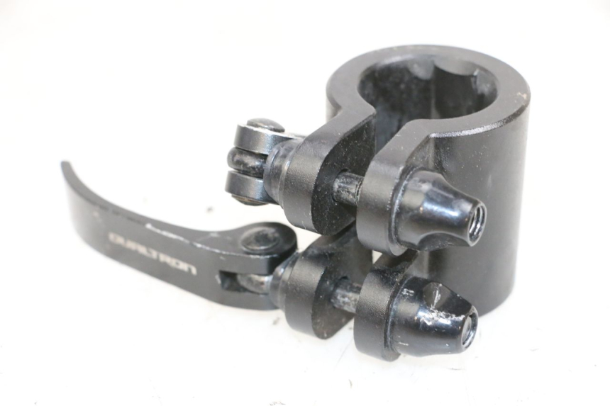 photo de JUNÇÃO CARENAGEM DIANTEIRA INFERIOR DUALTRON VICTOR LIMITED 1 - Ampliação técnica