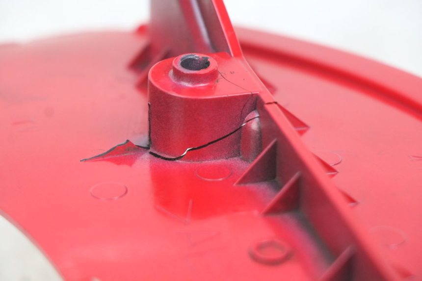 photo de JUNÇÃO CARENAGEM DIANTEIRA INFERIOR YAMAHA YZF R THUNDERCAT 600 (1996 - 2003) - Detalhe da peça