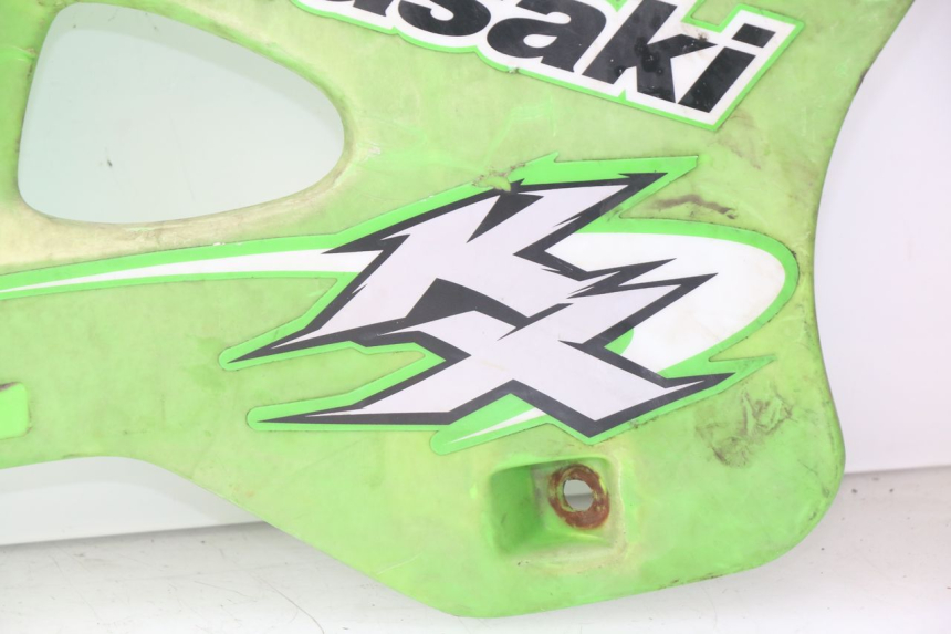 photo de JUNÇÃO DO CARENAGEM DIANTEIRO KAWASAKI KX 250 (1994 - 1998) - Vista do produto